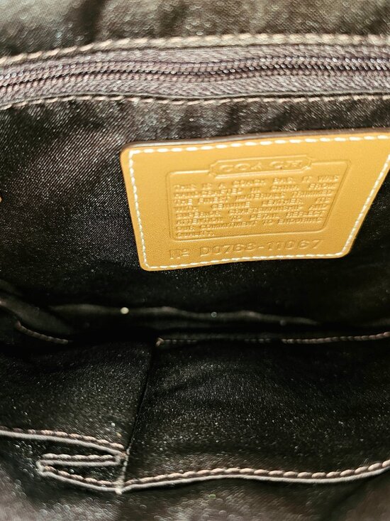 Coach Vintage Signature Jacquard Shoulder Bag | Style D0768 | Leather Trim | Hor - Picture 15 of 16